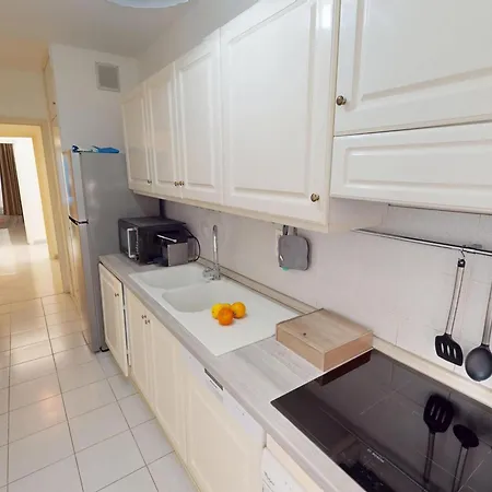 Grand 3p Centre Avec Terrasse, Parking Et Piscine - Fr-1-196-379 מנטון